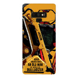 PERSONALIZED NEVER UNDERESTIMATE AN OLD MAN WITH A BULLDOZER PHONECASE QTDT2903