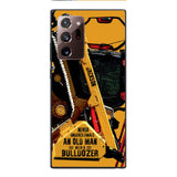 PERSONALIZED NEVER UNDERESTIMATE AN OLD MAN WITH A BULLDOZER PHONECASE QTDT2903