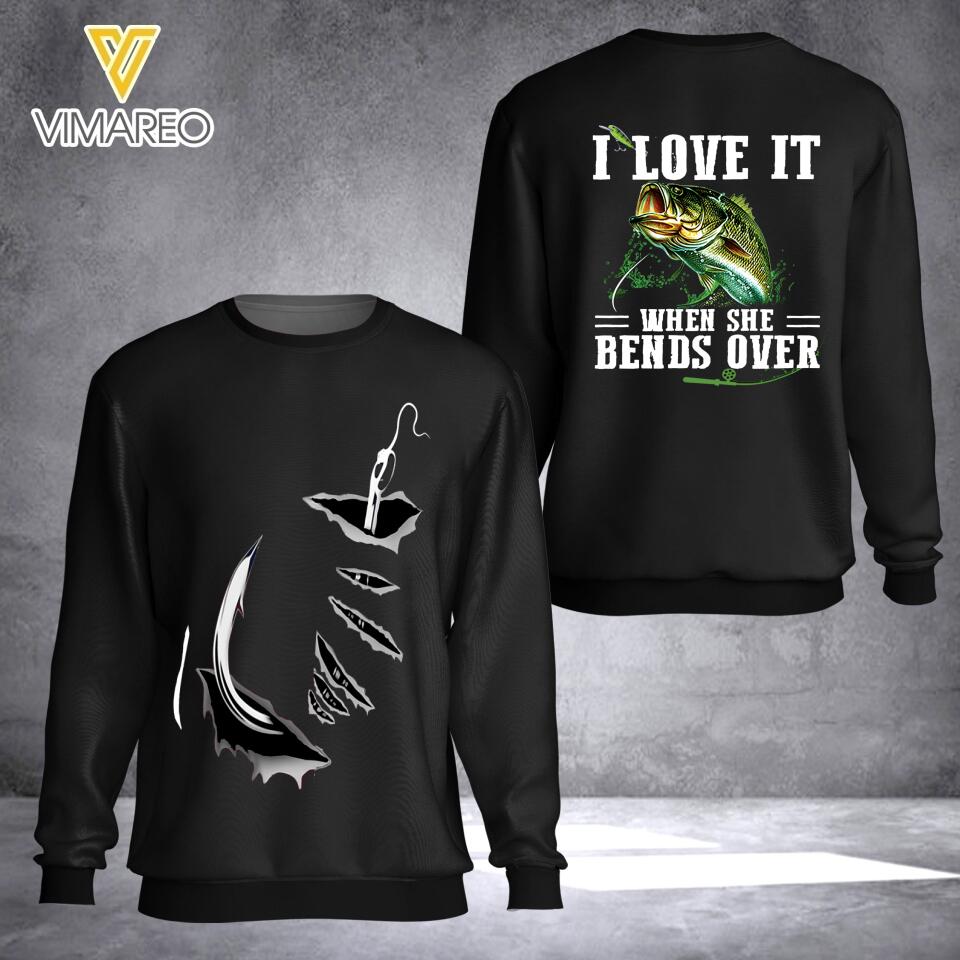 PERSONALIZED I LOVE IT WHEN SHE BENDS OVER FISHING TSHIRT OR SWEATSHIRT PRINTED QTTN1304