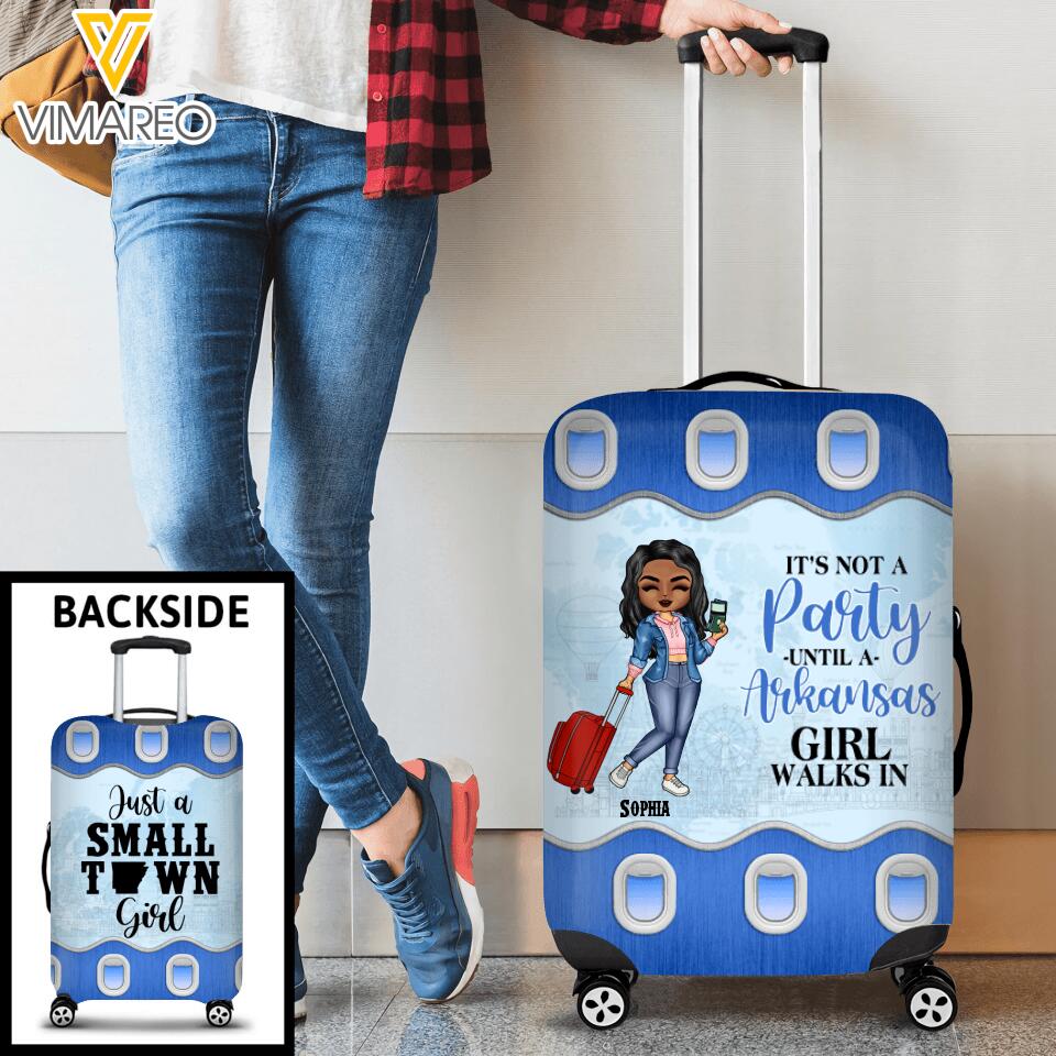 DH Personalized Arkansas Girl Walks In Cabin Suitcase Printed DT1904