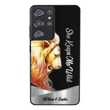 PERSONALIZED HE KEEPS ME SAFE SHE KEEPS ME WIFE COUPLE LION PHONECASE QTDT0505