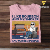 DH Personalized I Like Bourbon And My Smoker Tshirt Printed HQ2405