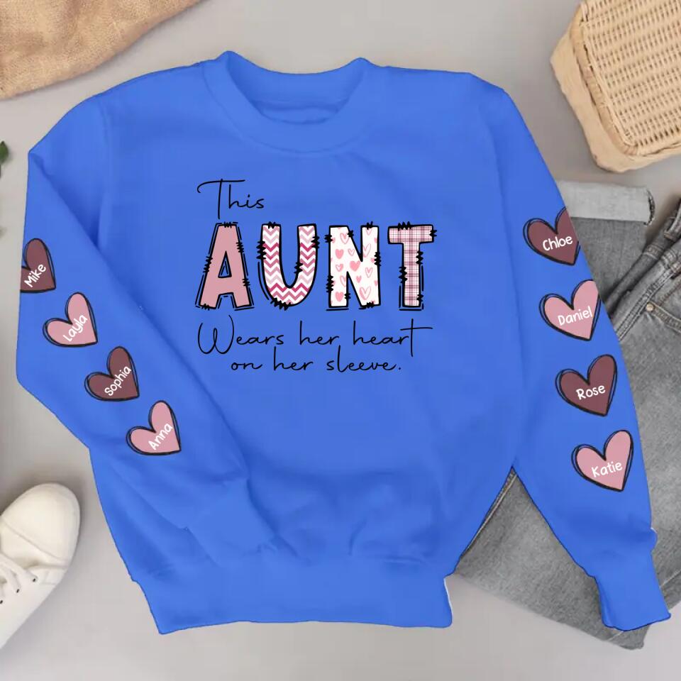 Personalized This Aunt Wears Her Heart On Her Sleeve Printed Sweatshirt 23FEB-VD06
