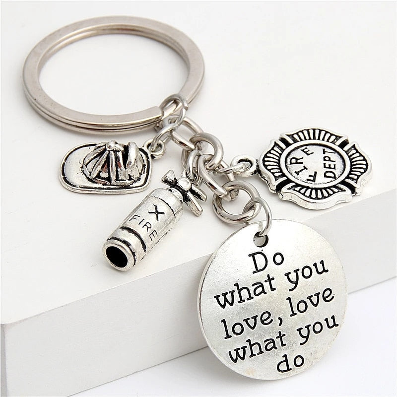 New Fire Extinguisher Flame Keychain Fire Hero Keychain Creative Fireman Gift Fashion Jewelry
